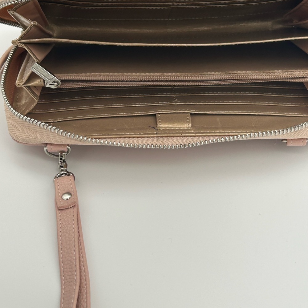 Large Pink Wallet Clutch With Wristlet - Picture 6 of 6